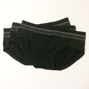 3 Aerie Bella Seamless Boy Briefs